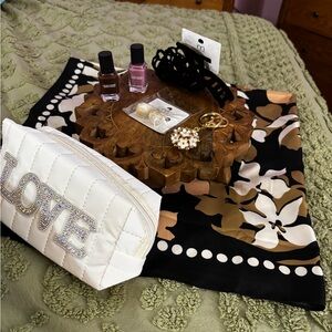 Floral Scarf with Accessories